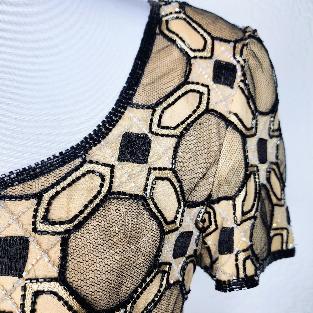 Adrianna Papell Evening Beaded Blouse Sz M 100% Silk Black Gold Geometric Top - Picture 3 of 15